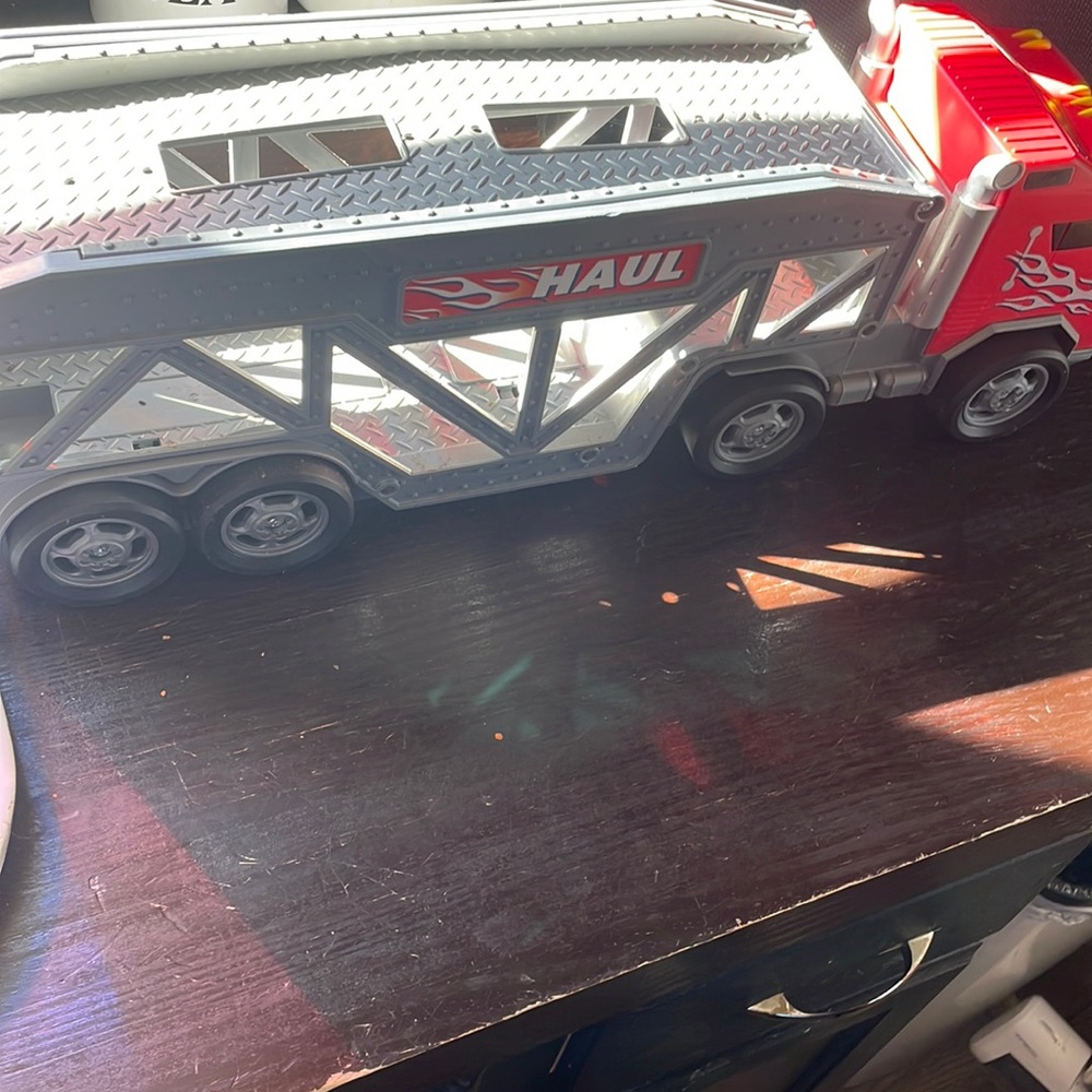 Rubberized transport vehicle